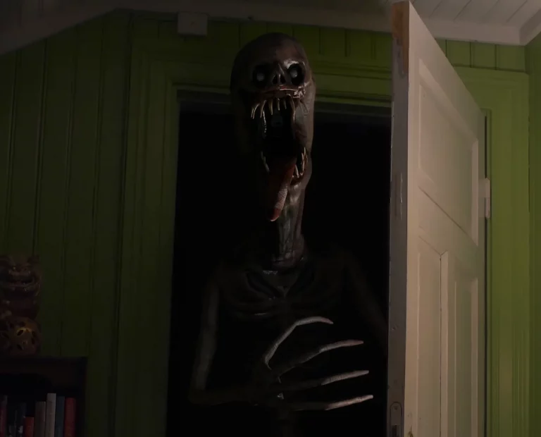 Hello (Rasmus Lindkvist)