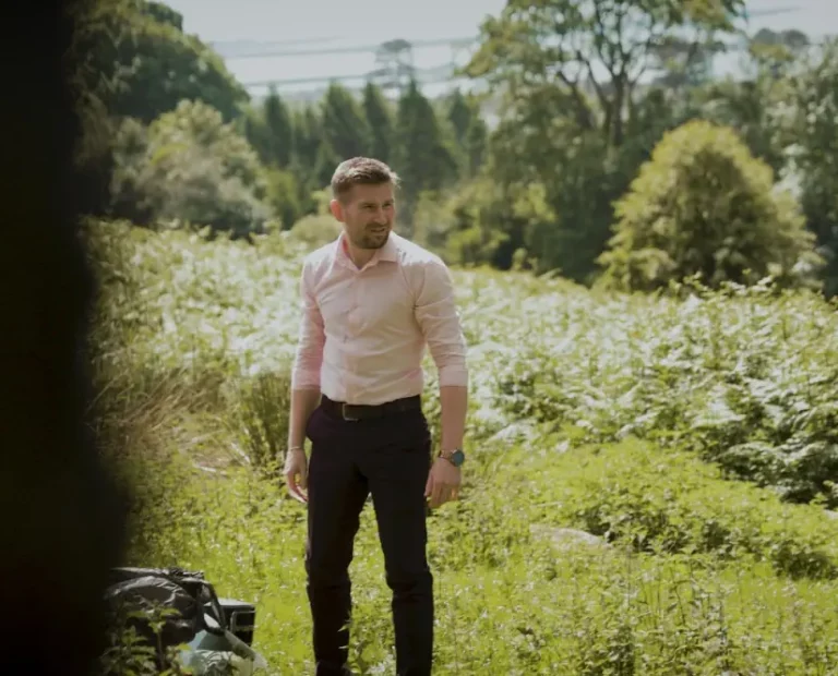 Màthair (Gary J Hewitt)